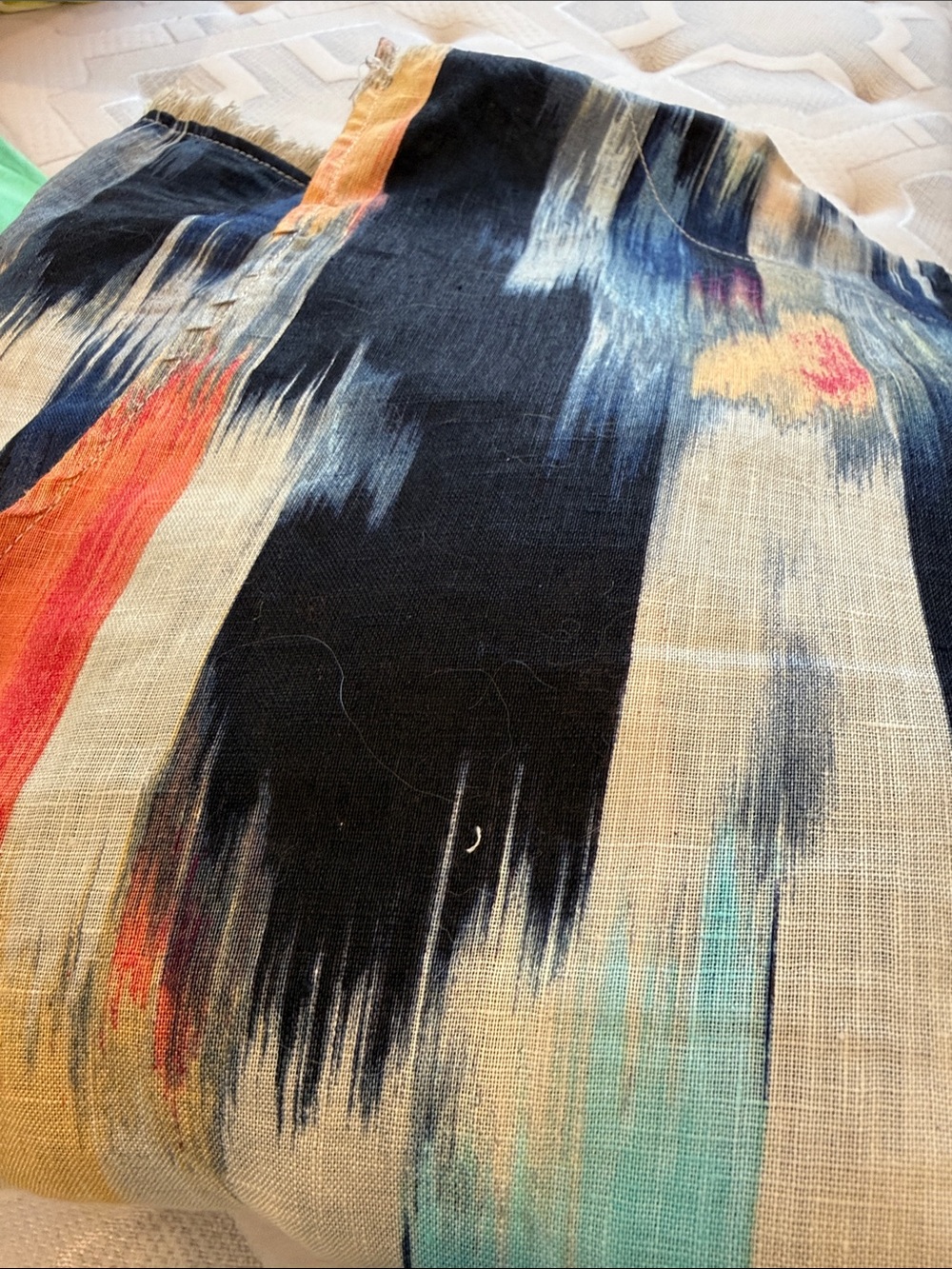 DKNY Multi-Color Abstract Sleeveless Tank with Black & Cream - Picture 7 of 7